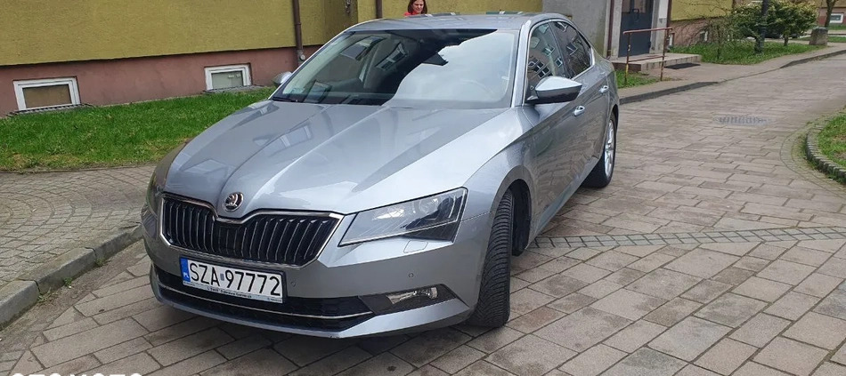 Skoda Superb cena 59500 przebieg: 310315, rok produkcji 2019 z Zawiercie małe 29